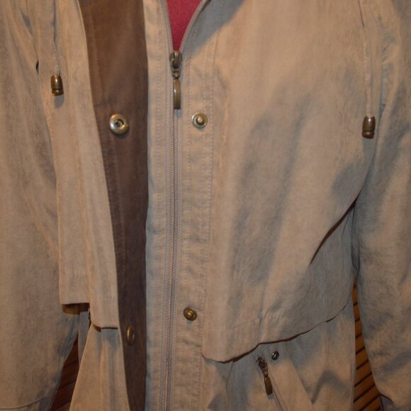 Liz Claiborne SP Tan Hooded Utility Jacket Anorak Zip Out Lining - Picture 7 of 13